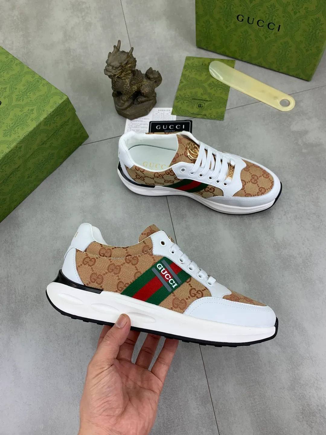 Men's shoes 💰P420💰[New model] (GUCCI) official website's latest 🎁🎁casual and fashionable men's shoes👟, hot style 💥 simple and elegant style, exclusive for trendy men. Unique official website latest brand double G element 👑Gucci original style Decoration, fashionable and generous, made of original frosted calfskin ✅ fully imported first-layer pigskin lining, the official website specifies wear-resistant, lightweight original rubber casual outsole, classic model taken in real life 🎬38-44 (customized for 45) 2️⃣ colors available